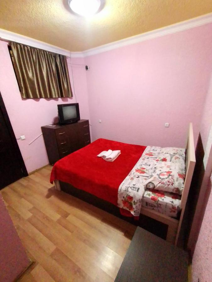 Hotel Vakhtanguri Батумі Екстер'єр фото
