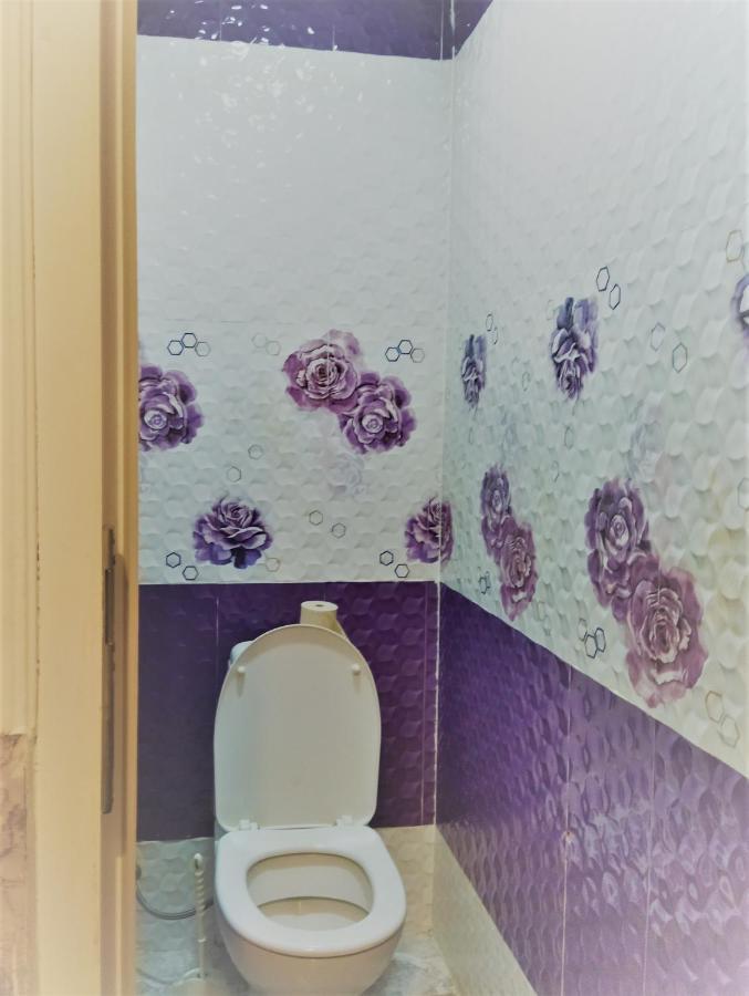 Hotel Vakhtanguri Батумі Екстер'єр фото