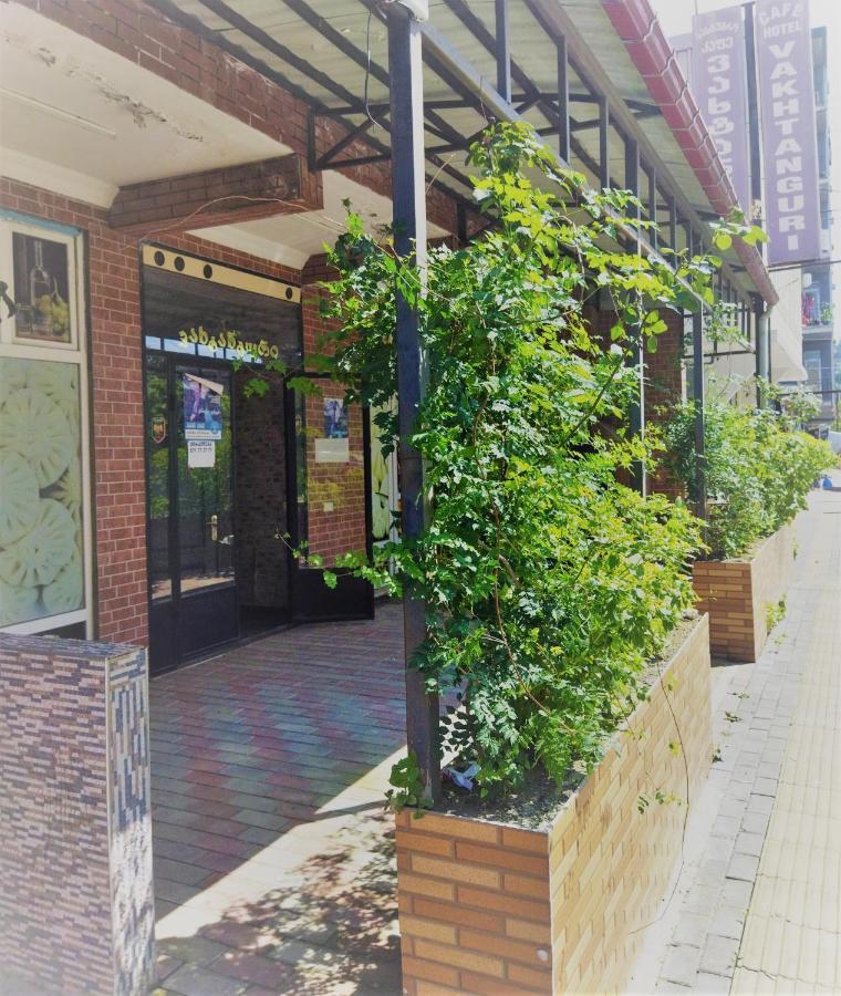 Hotel Vakhtanguri Батумі Екстер'єр фото