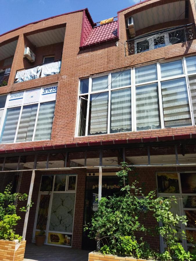Hotel Vakhtanguri Батумі Екстер'єр фото