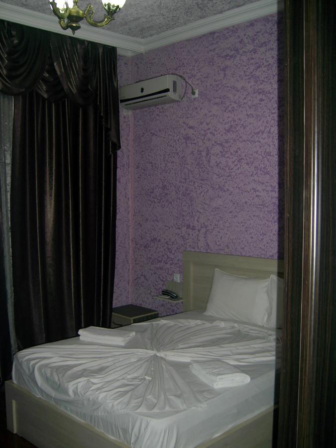 Hotel Vakhtanguri Батумі Екстер'єр фото