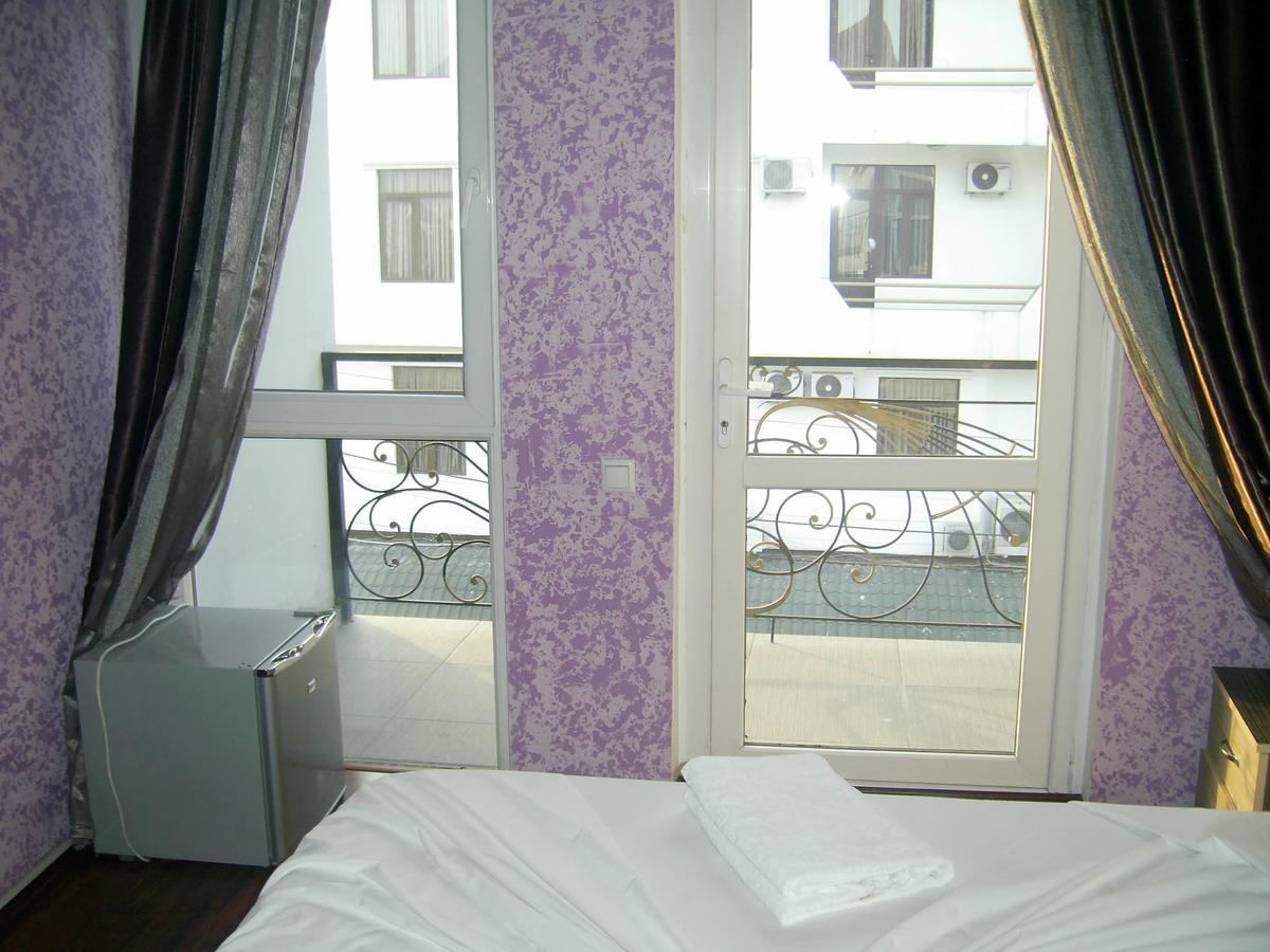 Hotel Vakhtanguri Батумі Екстер'єр фото