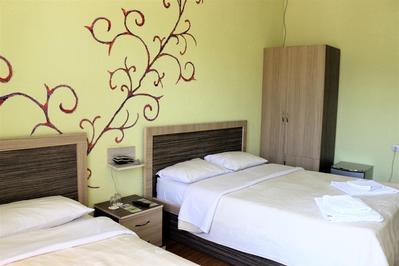 Hotel Vakhtanguri Батумі Екстер'єр фото